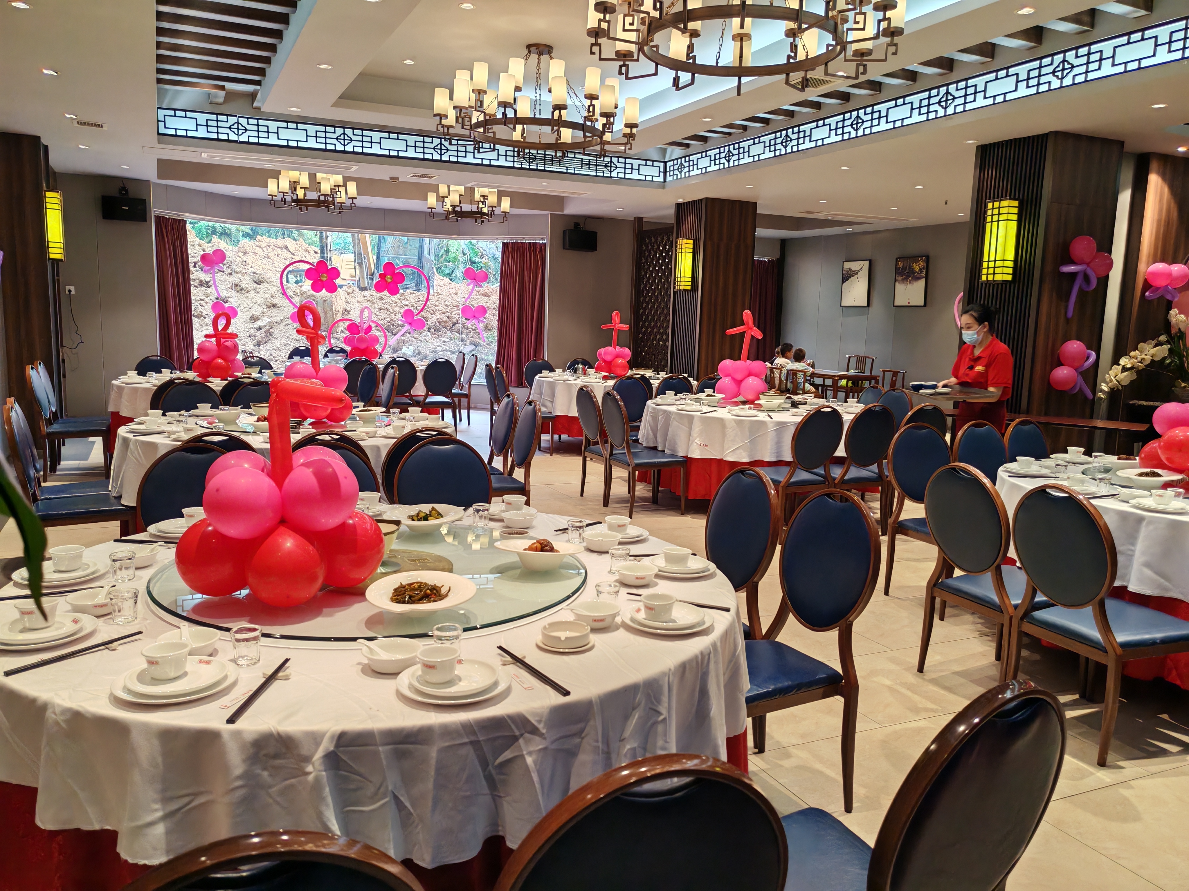 桂林味道制造漓江路店 店内实景（可观赏花园） 11